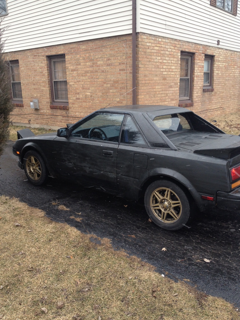 Illustration for article titled I need some MR2 buying advice